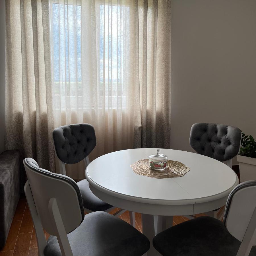 Surcin Apartment Ledine エクステリア 写真